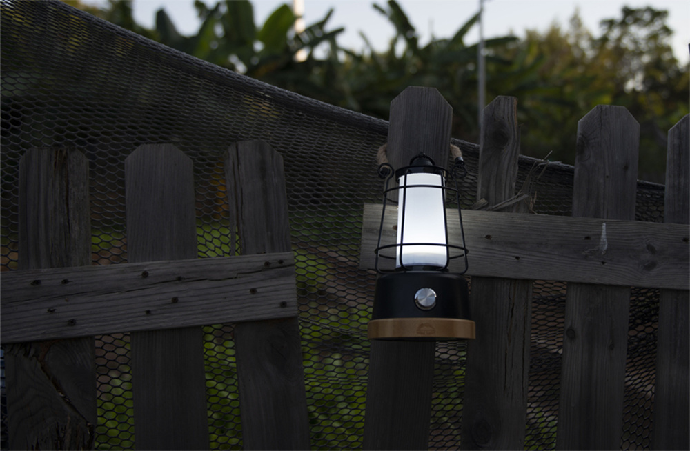 Hanging-Camping-Lantern