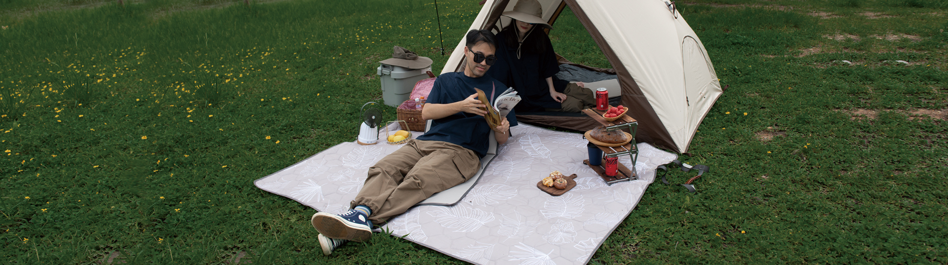 uisce-risistant-picnic-blaincéad